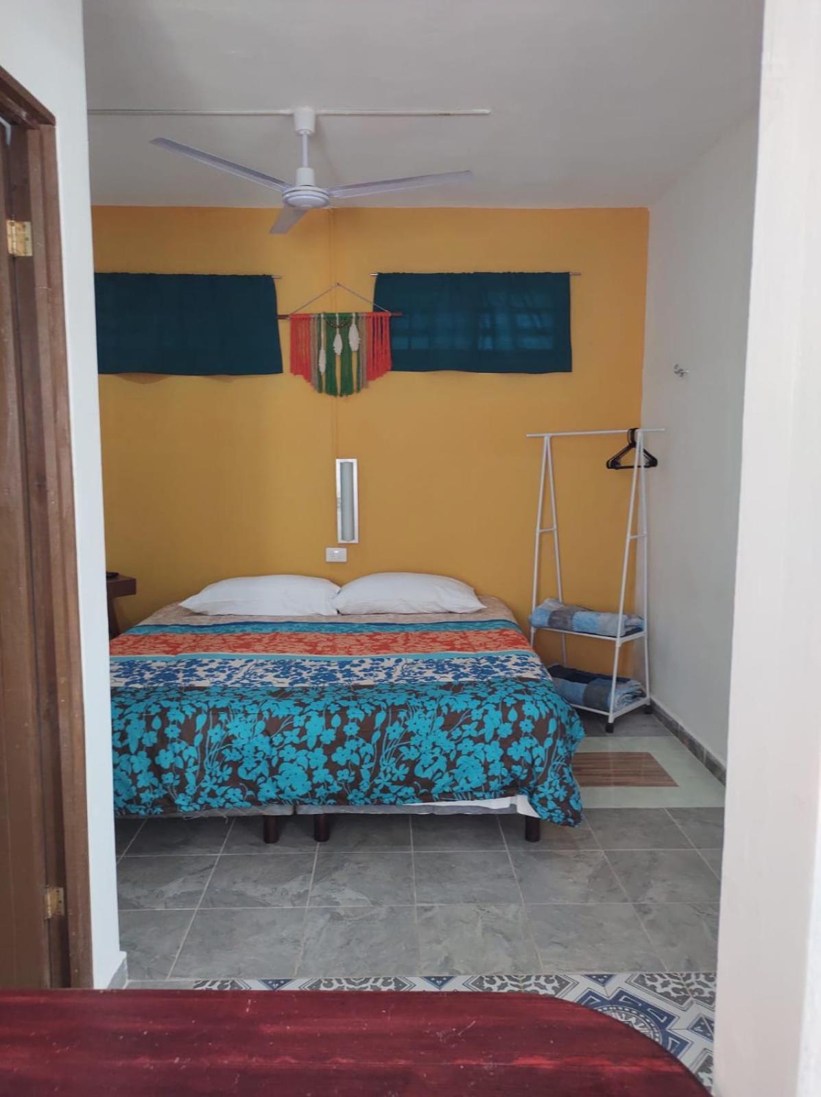 Hotel Casona Del Negro Aguilar Valladolid  Zewnętrze zdjęcie